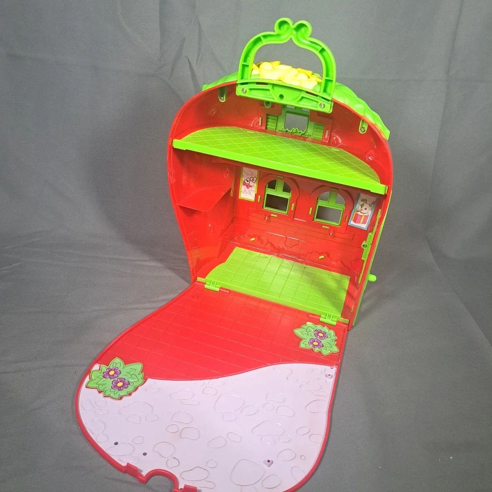 Strawberry Shortcake Berry Happy Home Playset Carry Case Toy Y2K Kidcore